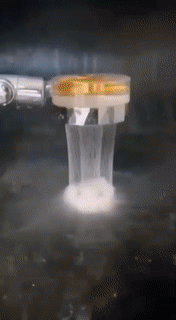 | Turbo-geladene Rotierende Dusche