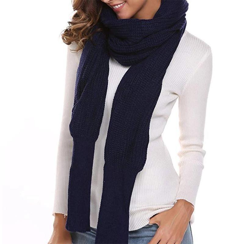 | Herbst- und Wintermode gehäkelter Strickschal mit Ärmeln