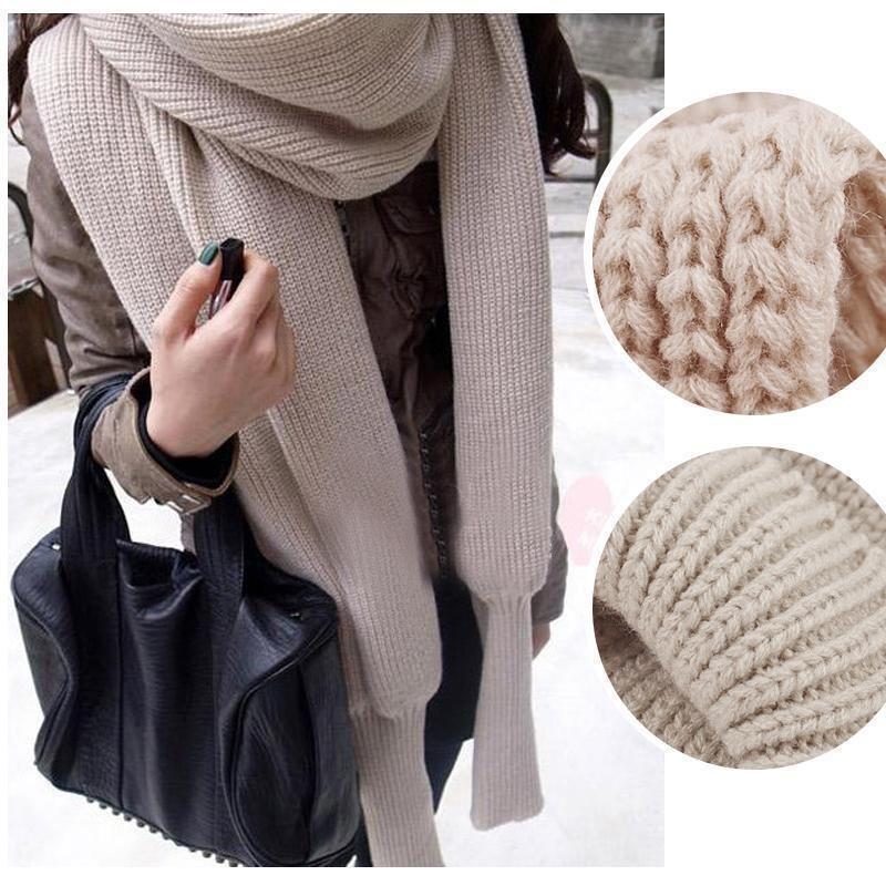 | Herbst- und Wintermode gehäkelter Strickschal mit Ärmeln