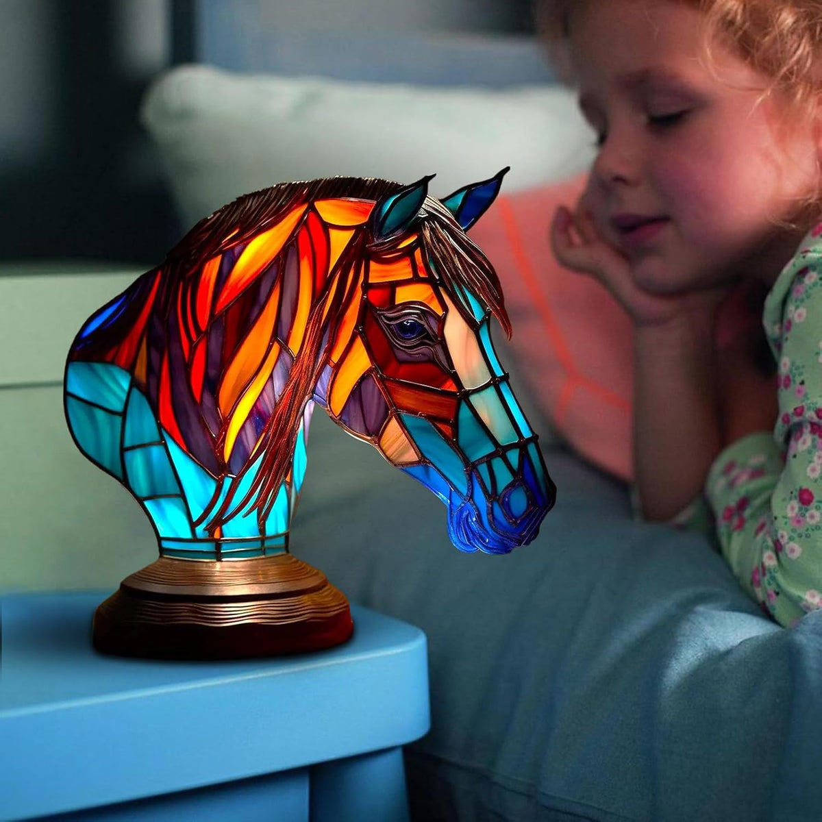 LeuchtPferd - handgefertigte Lampe, die Herzen erstrahlen lässt
