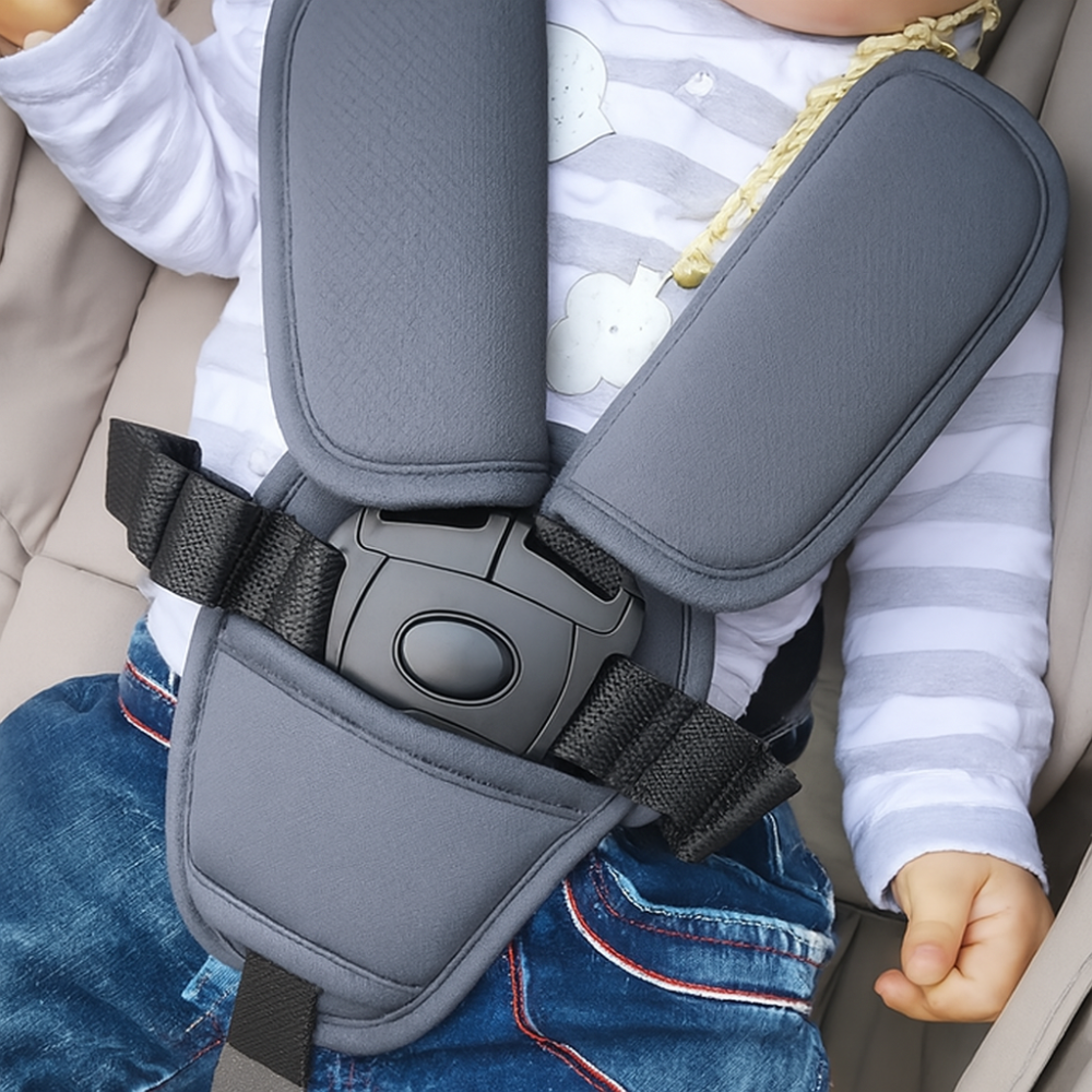 Baby Autositzpolster mit Sicherheitsgurt, weich & atmungsaktiv