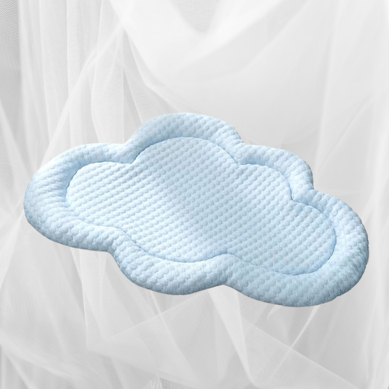 | Kühlende Haustiermatte in Wolkenform für Sommerkomfort