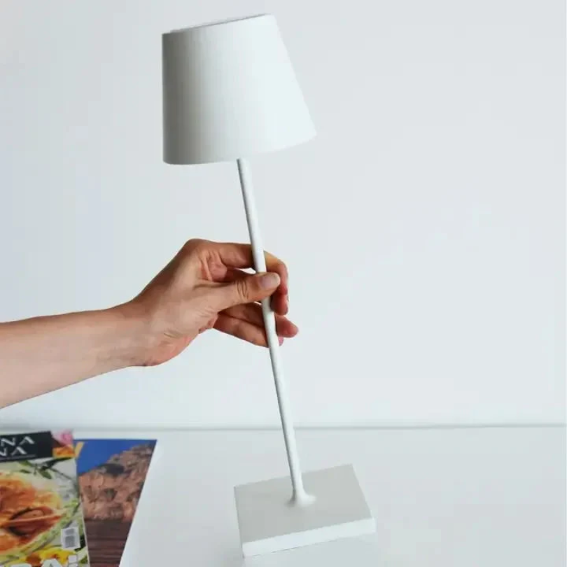 LumiFlex – LED-Tischlampe kabellos dimmbar & wiederaufladbar – Zuhause & Büro